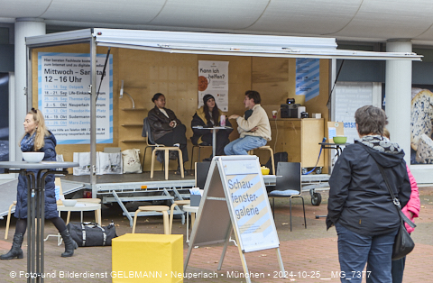 25.10.2025 - Illustrationen und Wall Art mit Katharina Konte und Architekten Herbert Kocht des Marx-Zentrum  